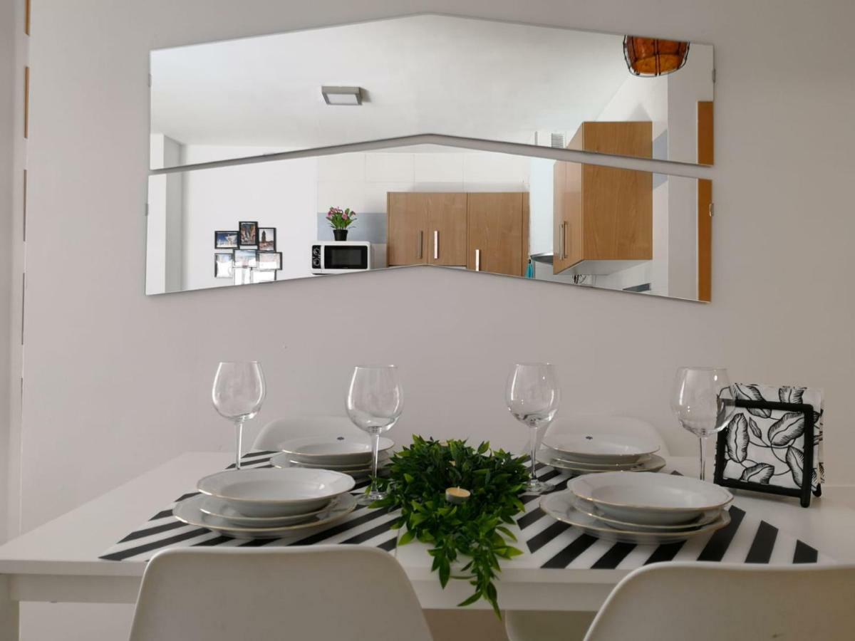 Apartamento La Victoria Malaga Bagian luar foto