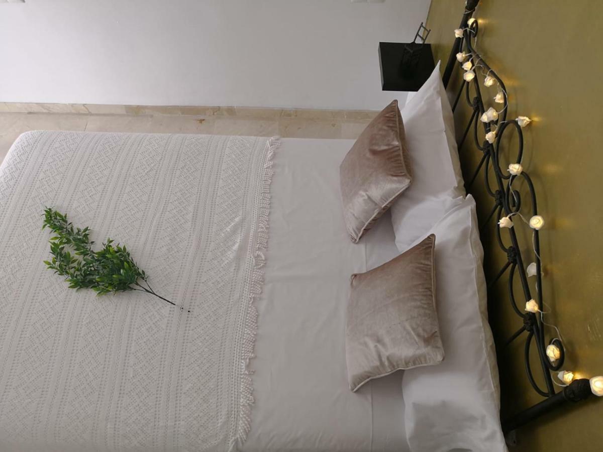 Apartamento La Victoria Malaga Bagian luar foto