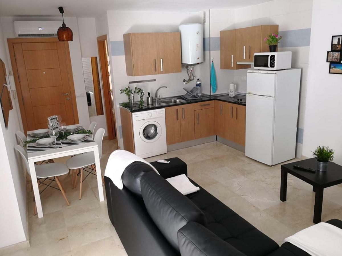 Apartamento La Victoria Malaga Bagian luar foto