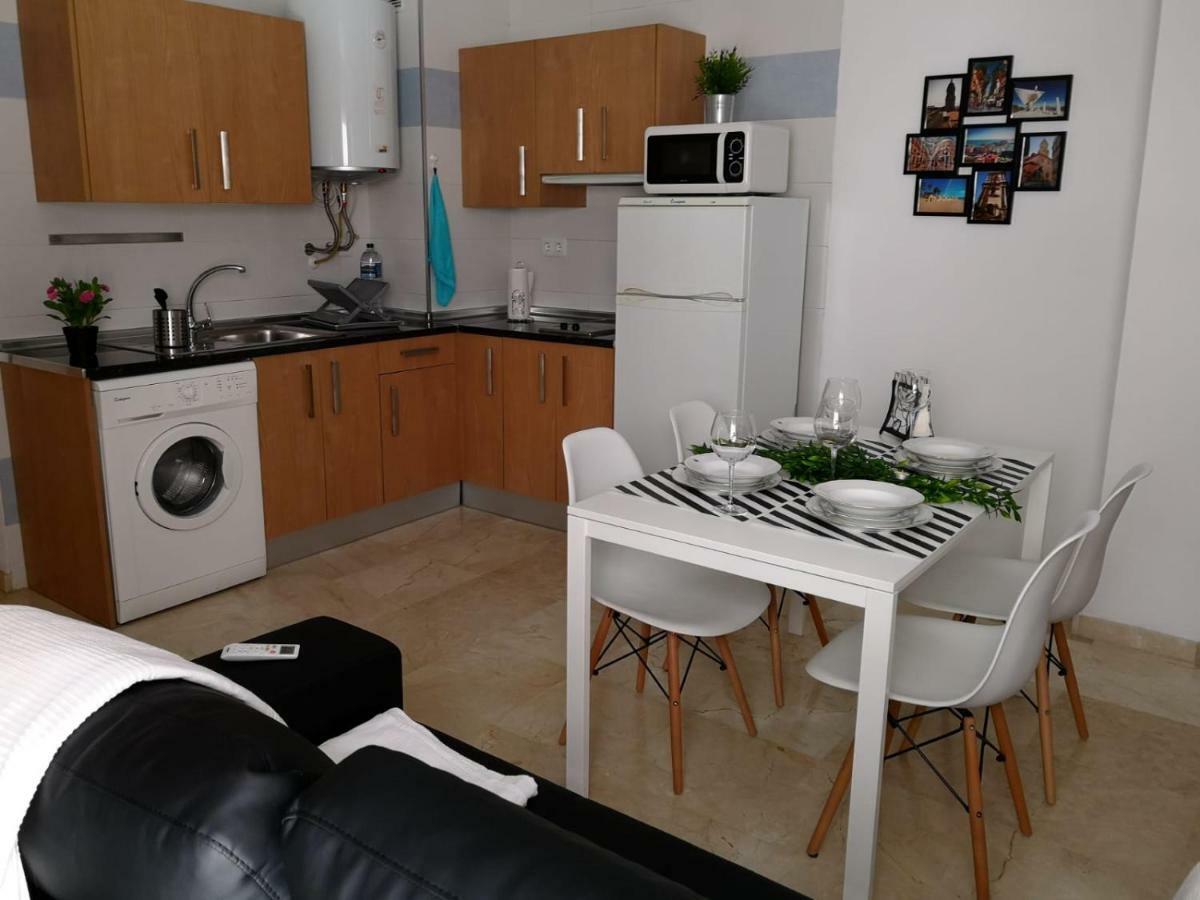 Apartamento La Victoria Malaga Bagian luar foto