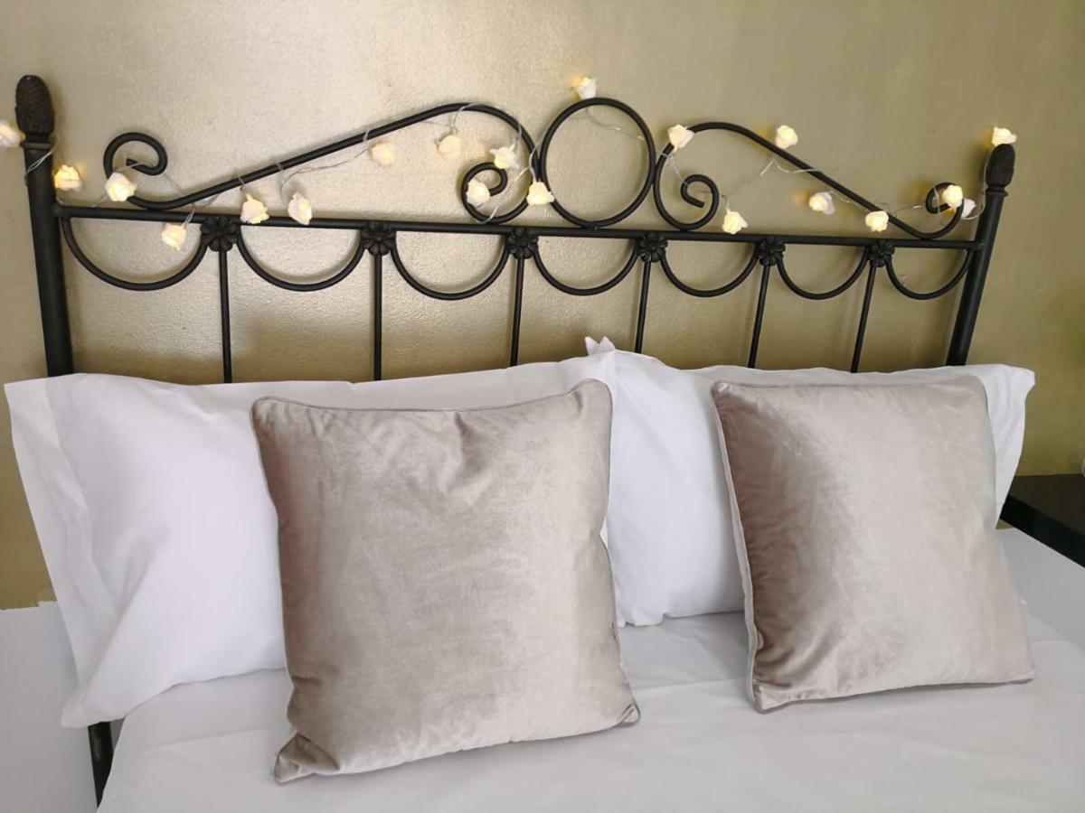 Apartamento La Victoria Malaga Bagian luar foto