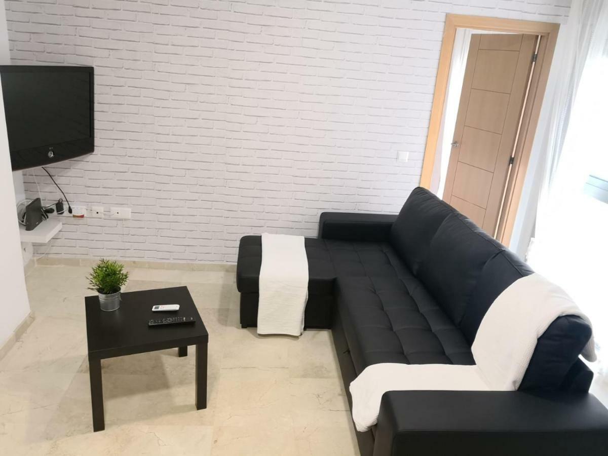 Apartamento La Victoria Malaga Bagian luar foto