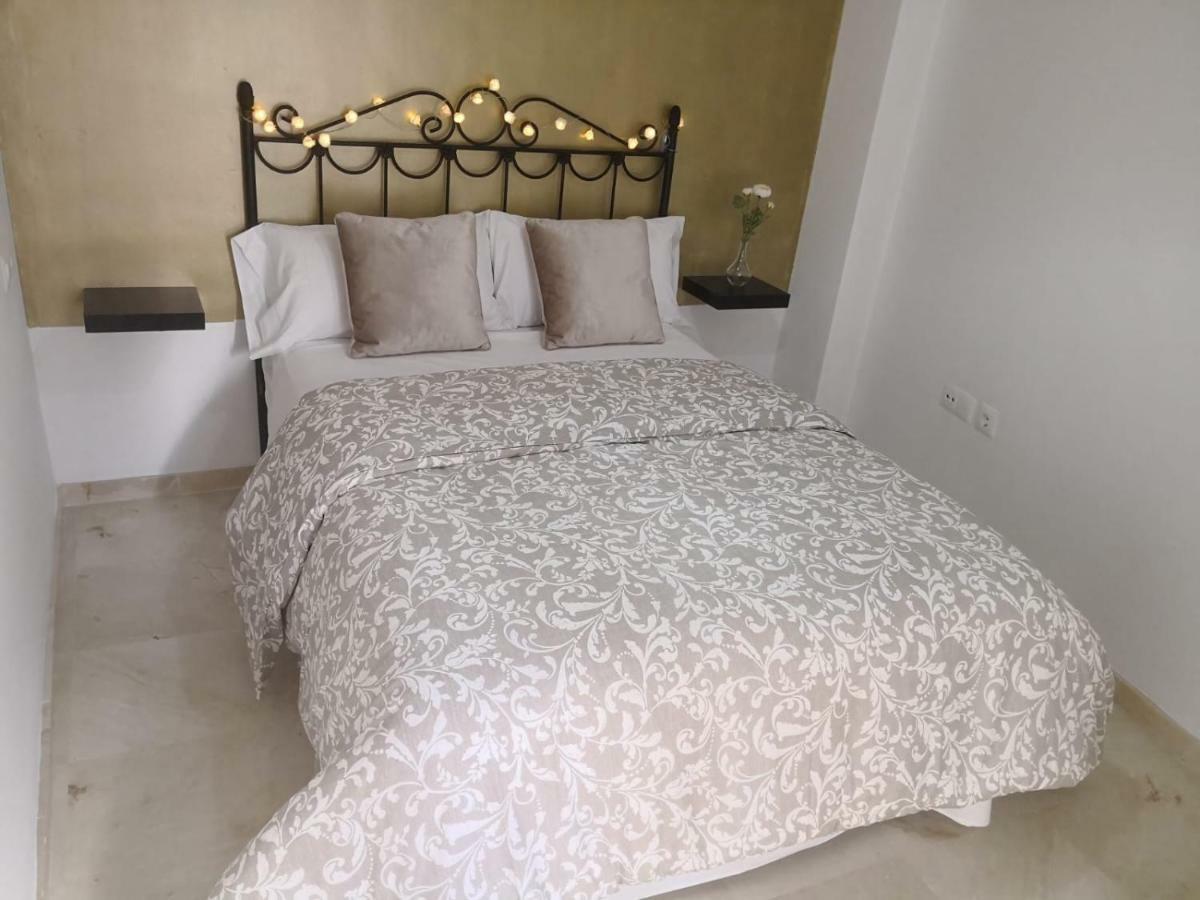 Apartamento La Victoria Malaga Bagian luar foto